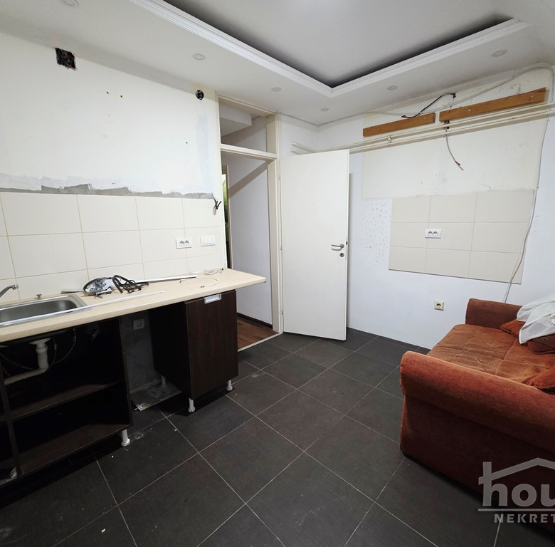 Stan Prodaja Novi Sad  32 m2