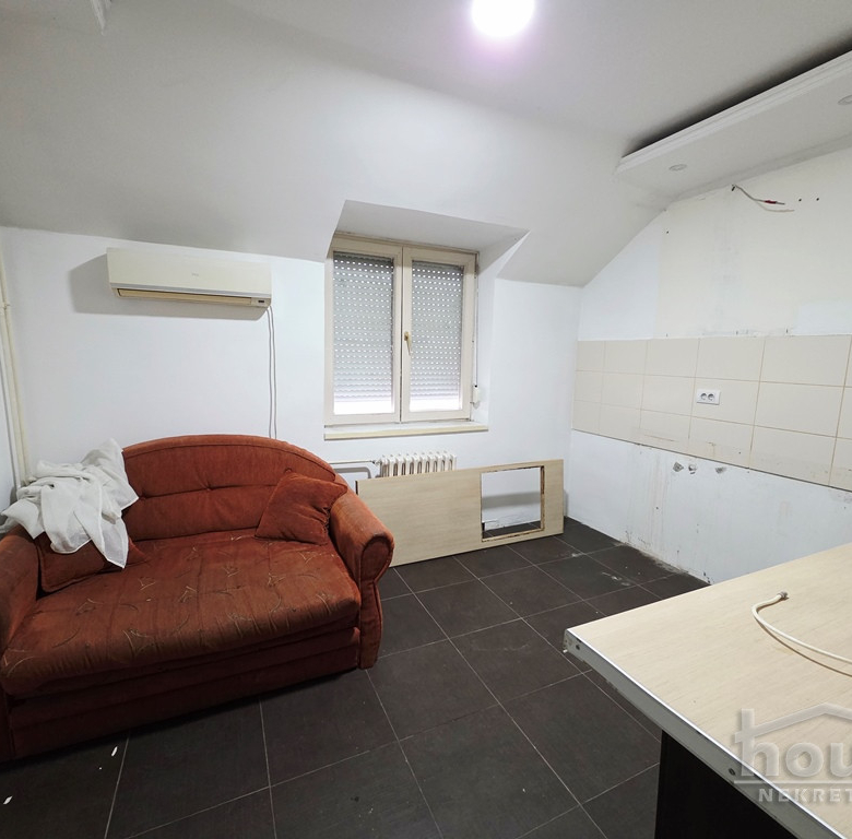 Stan Prodaja Novi Sad  32 m2