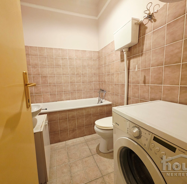 Stan Prodaja Novi Sad  35 m2