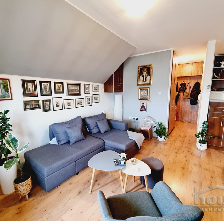 Stan Prodaja Novi Sad  64 m2