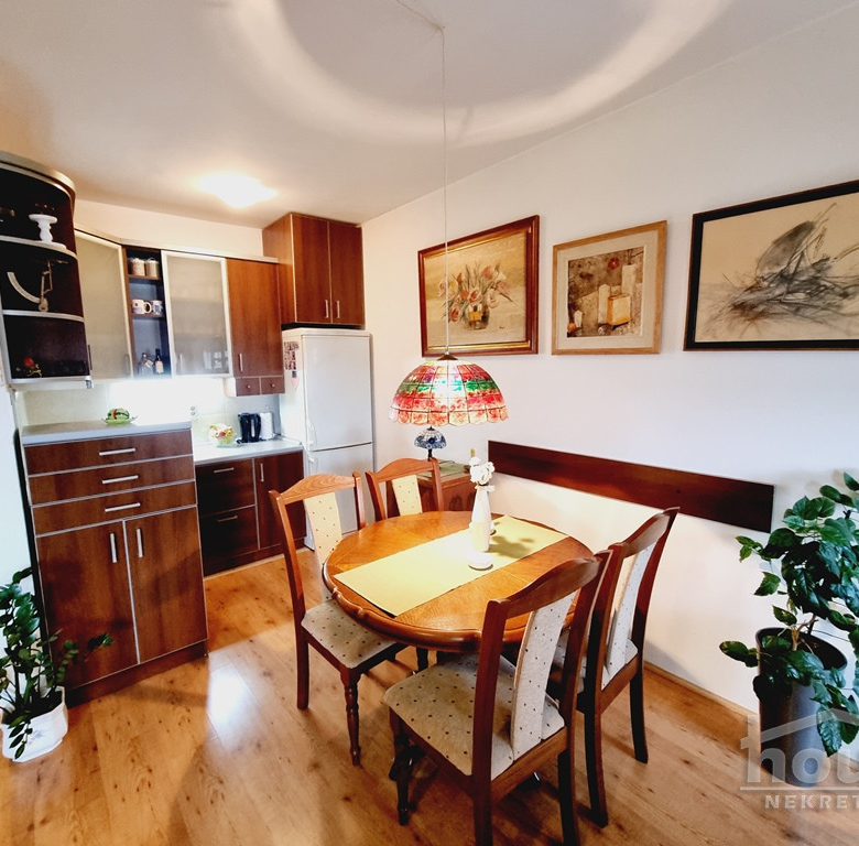Stan Prodaja Novi Sad  64 m2