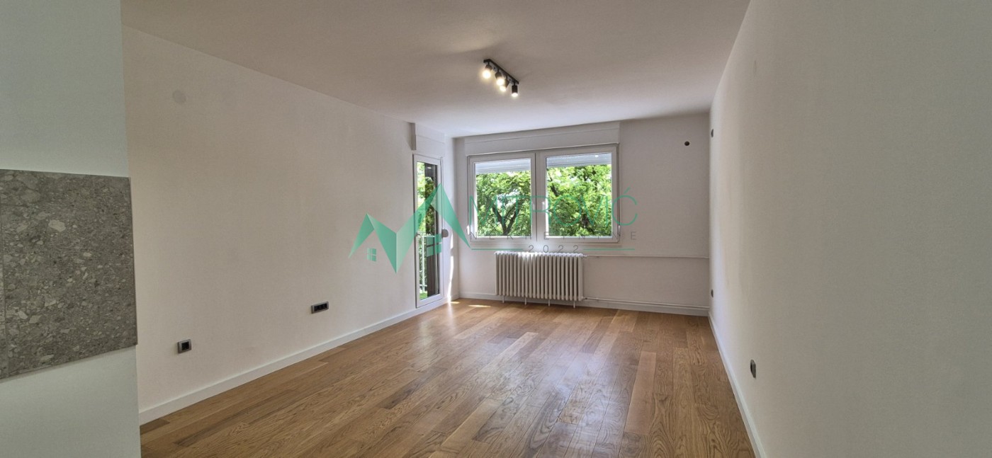 Stan Prodaja Novi Sad  49 m2