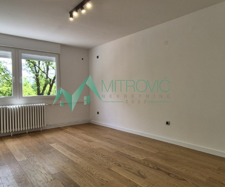 Stan Prodaja Novi Sad  49 m2