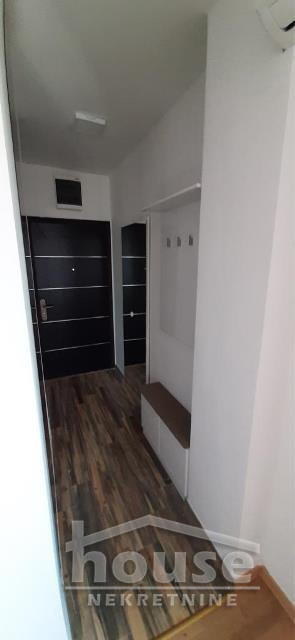 stanovi-2-5-re-centar-1058900-qbsql Dvoiposoban stan na prodaju, Centar, Novi Sad, 48m², 2. sprat, 185.400 €