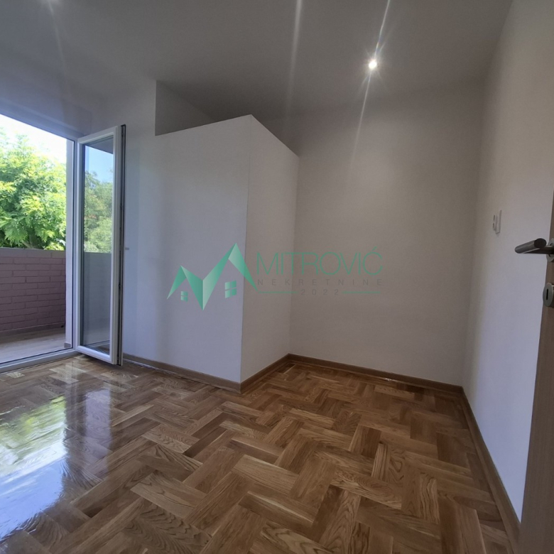 Stan Prodaja Novi Sad  49 m2