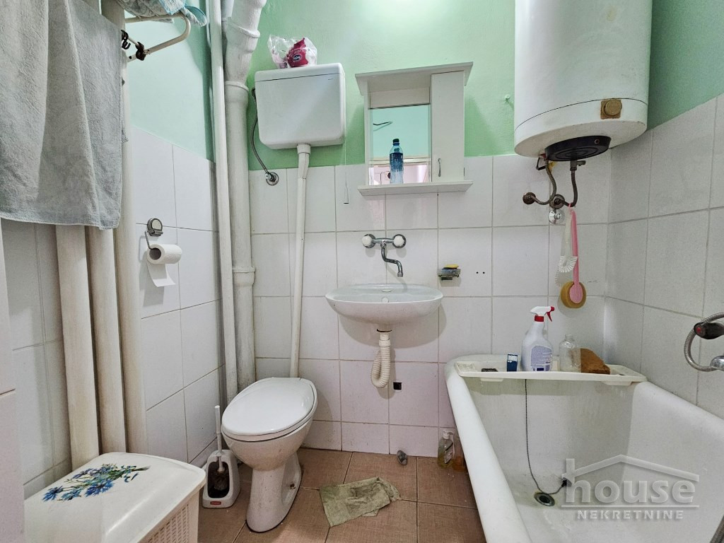 stanovi-2-5-re-grbavica-1062734-ogpf9 Dvoiposoban stan na prodaju, Grbavica, Novi Sad, 65m², 220.000 €
