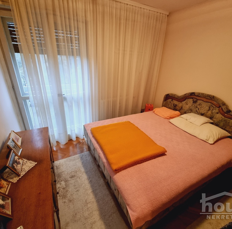 Stan Prodaja Novi Sad  70 m2