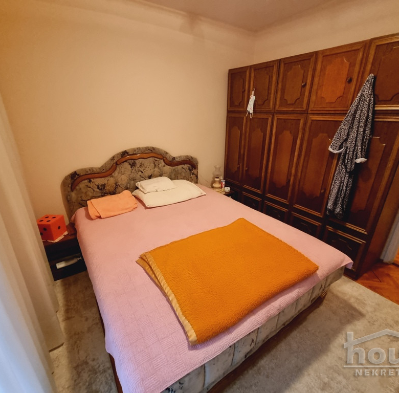 Stan Prodaja Novi Sad  70 m2