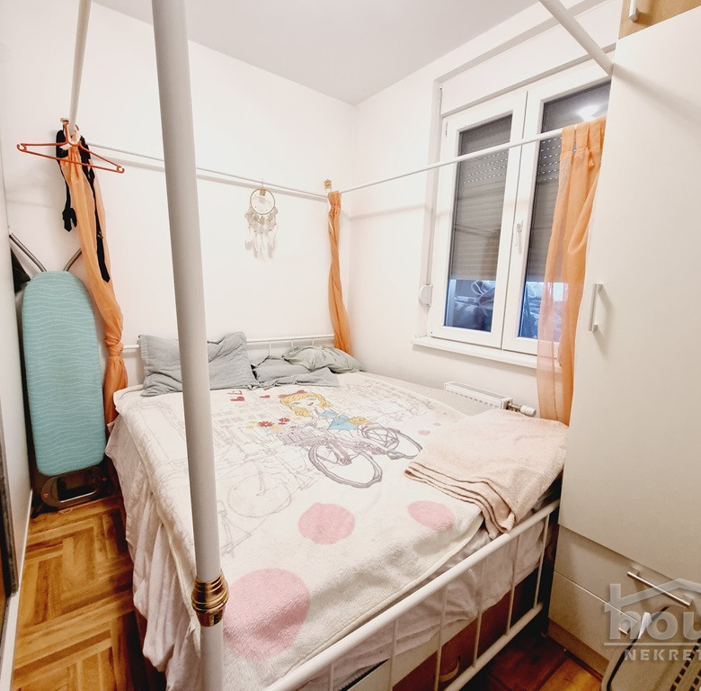 Stan Prodaja Novi Sad  70 m2