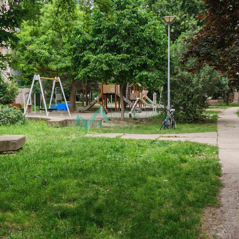 Stan Prodaja Novi Sad  70 m2