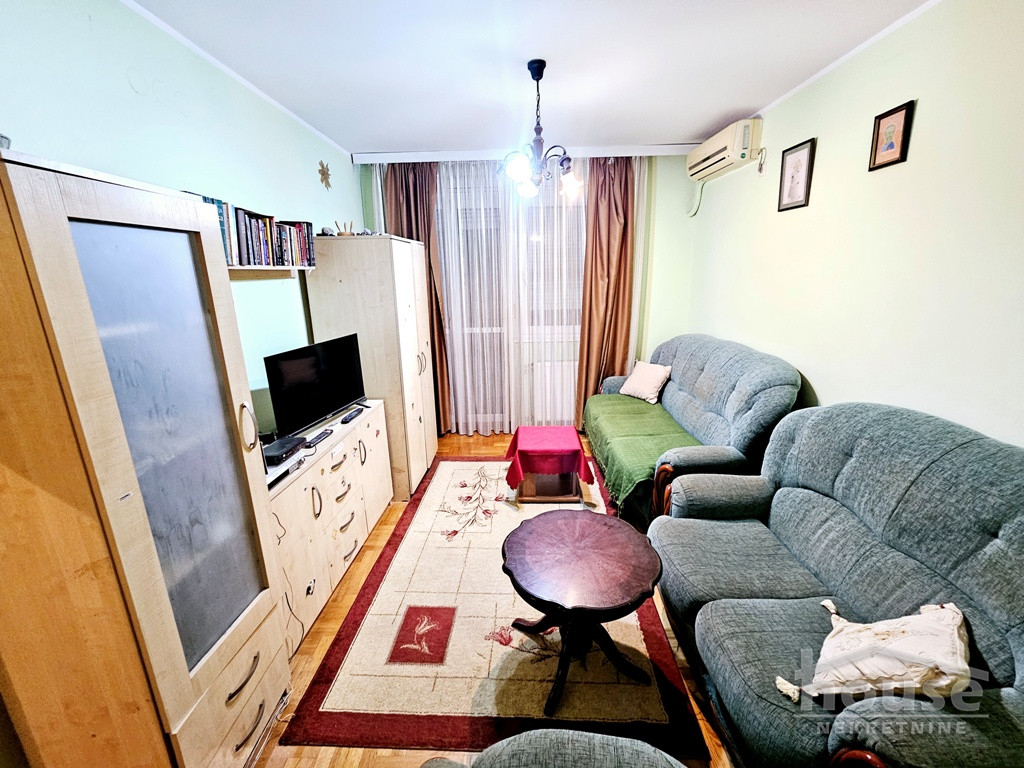 Stan Prodaja Novi Sad  54 m2