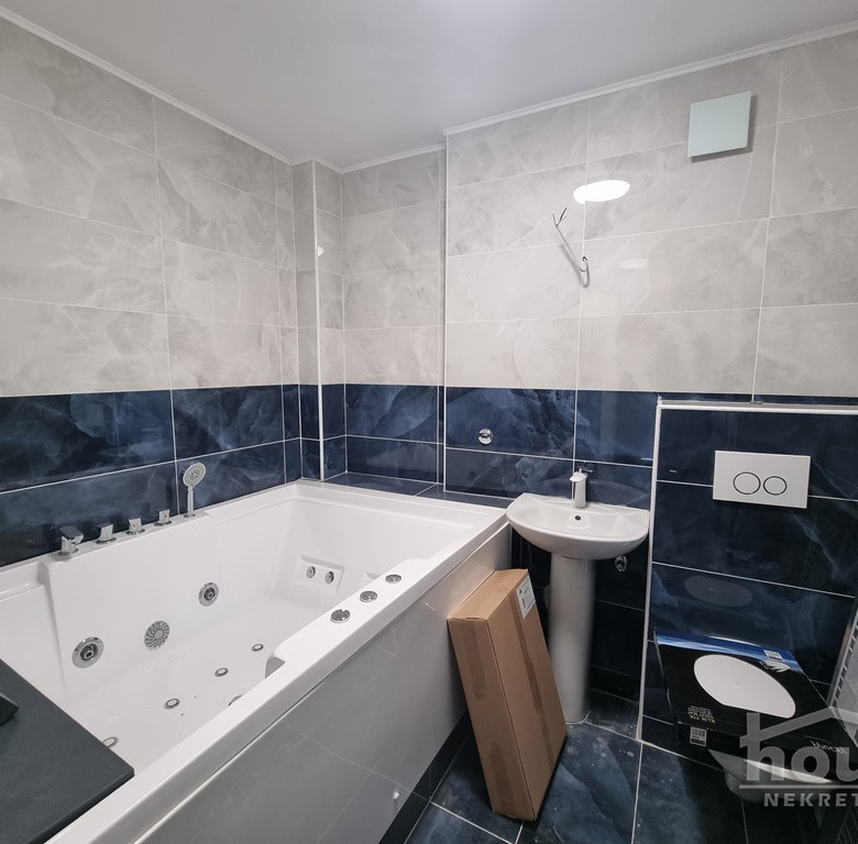 Stan Prodaja Novi Sad  74 m2