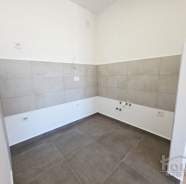 Stan Prodaja Novi Sad  55 m2