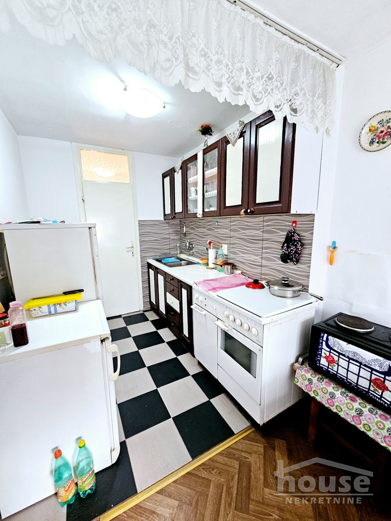 Trosoban stan na prodaju, Novo Naselje, Novi Sad, 69m², 171.000 €