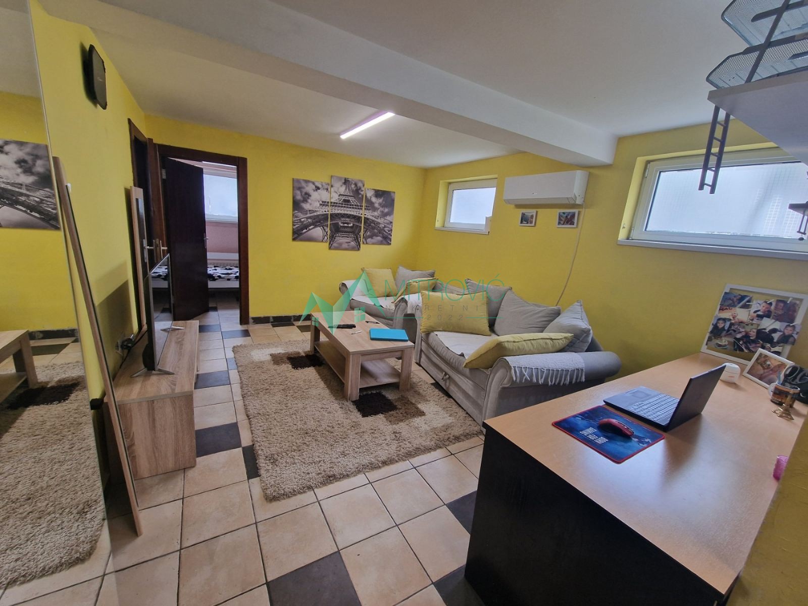 stanovi-2-5-su-adamoviCevo-naselje-1002904-smake Dvoiposoban stan na prodaju, Adamovićevo Naselje, Novi Sad, 68m², 112.800 €
