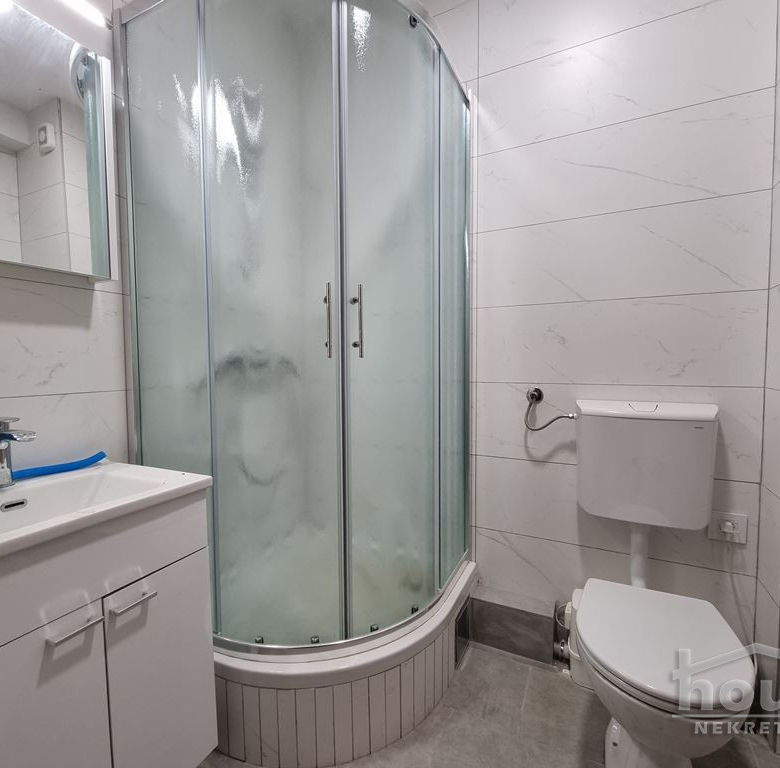 Stan Prodaja Novi Sad  44 m2
