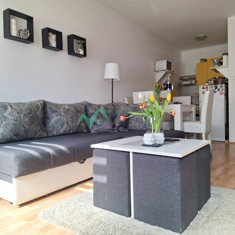 Stan Prodaja Novi Sad  48 m2