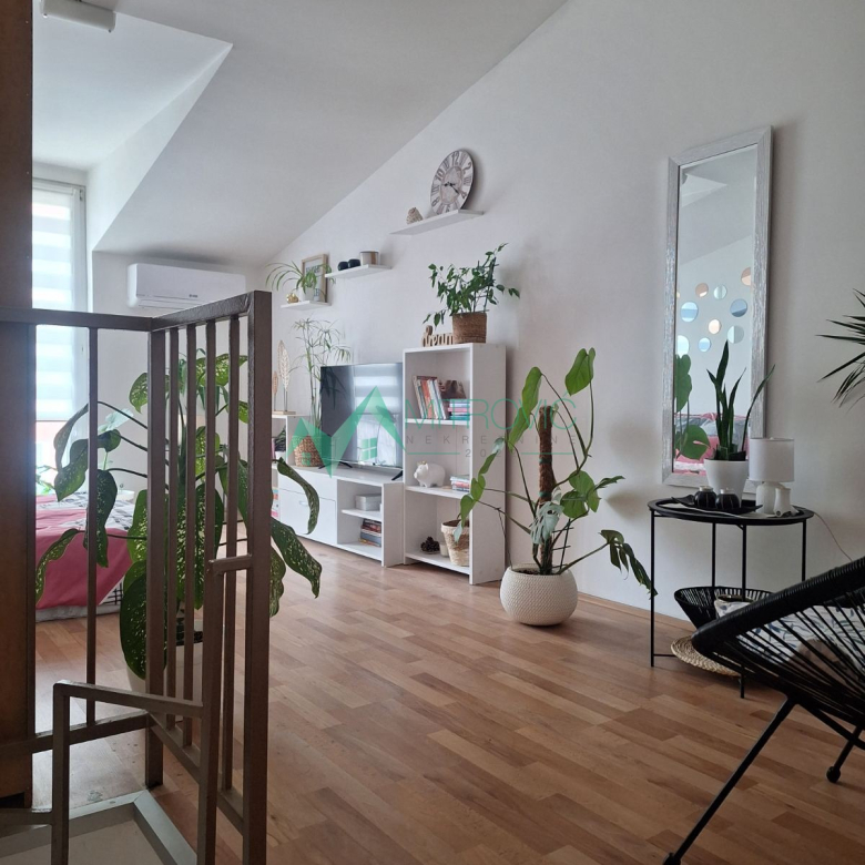 Stan Prodaja Novi Sad  48 m2
