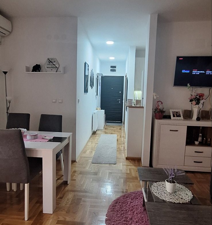 Stan Prodaja Novi Sad  51 m2