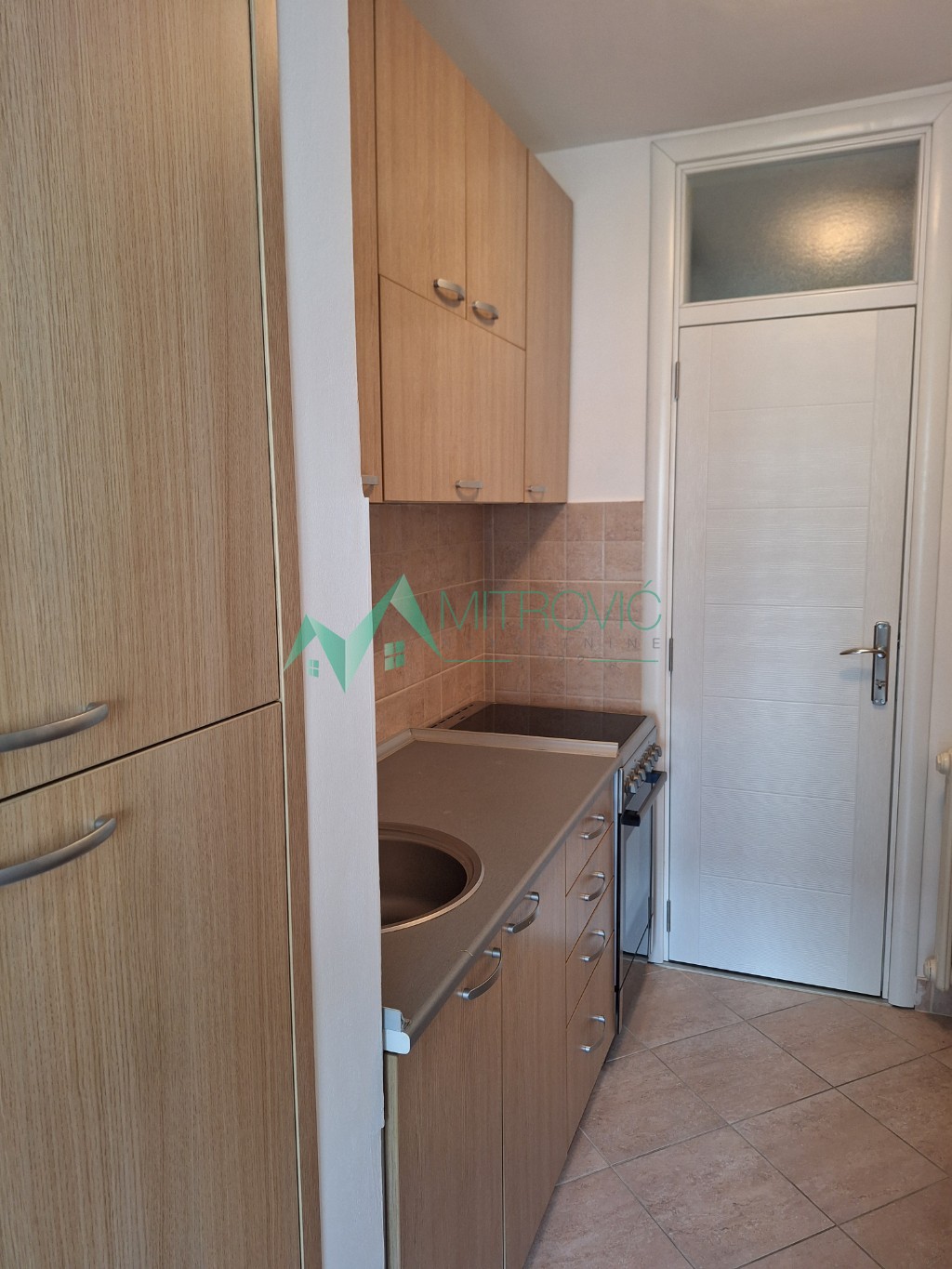 stanovi-2-re-adamoviCevo-naselje-1004376-yog3s Dvosoban stan na prodaju, Adamovićevo Naselje, Novi Sad, 64m², 175.000 €
