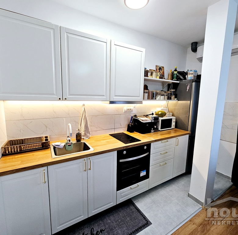 Stan Prodaja Novi Sad  30 m2