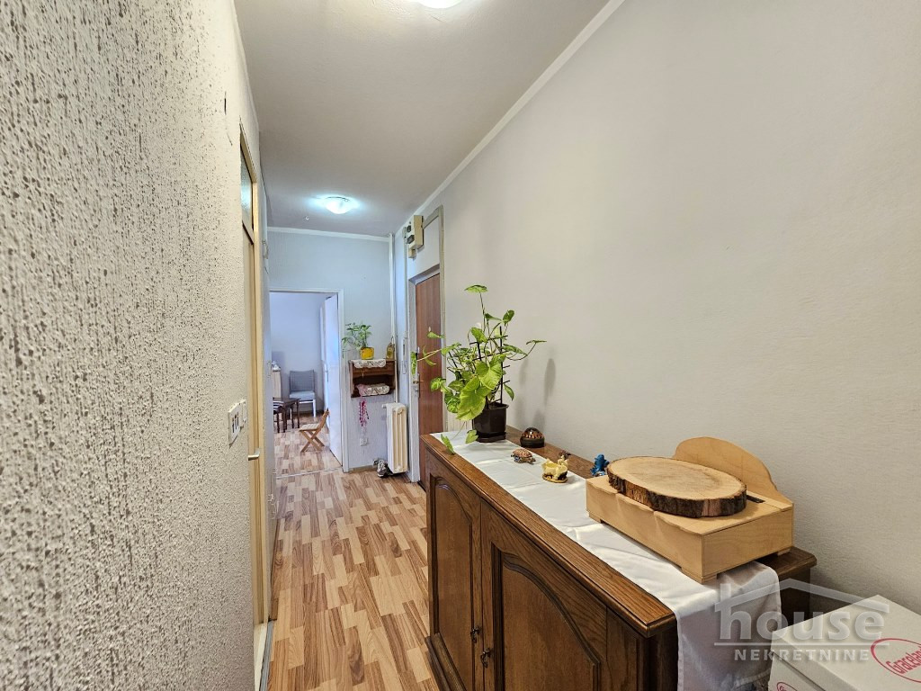 Stan Prodaja Novi Sad  63 m2