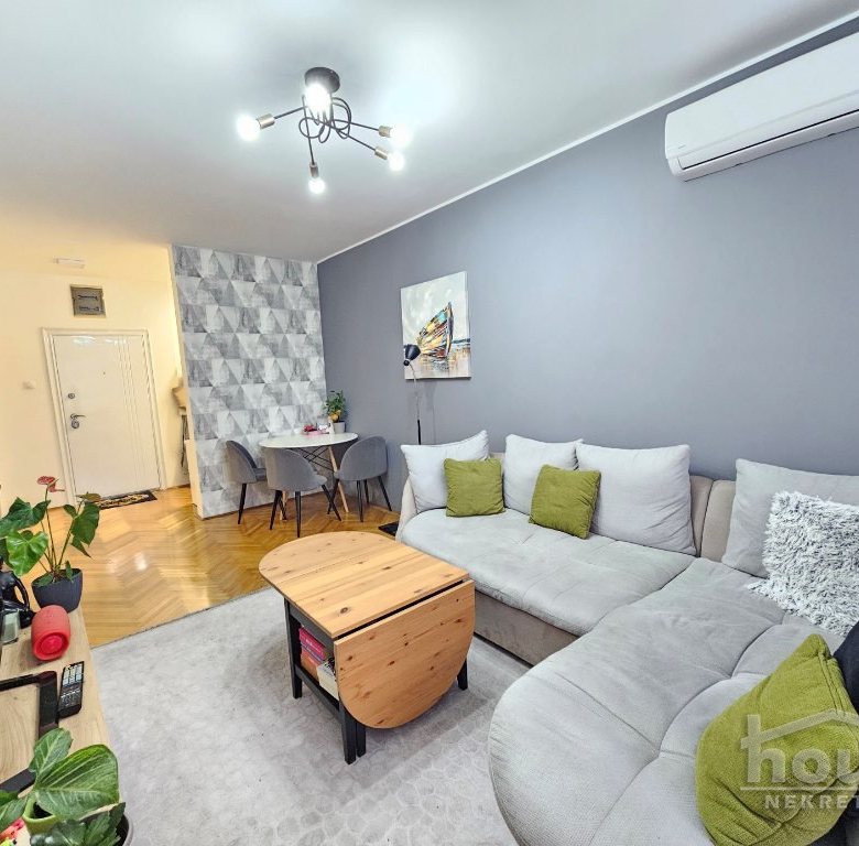 Stan Prodaja Novi Sad  49 m2
