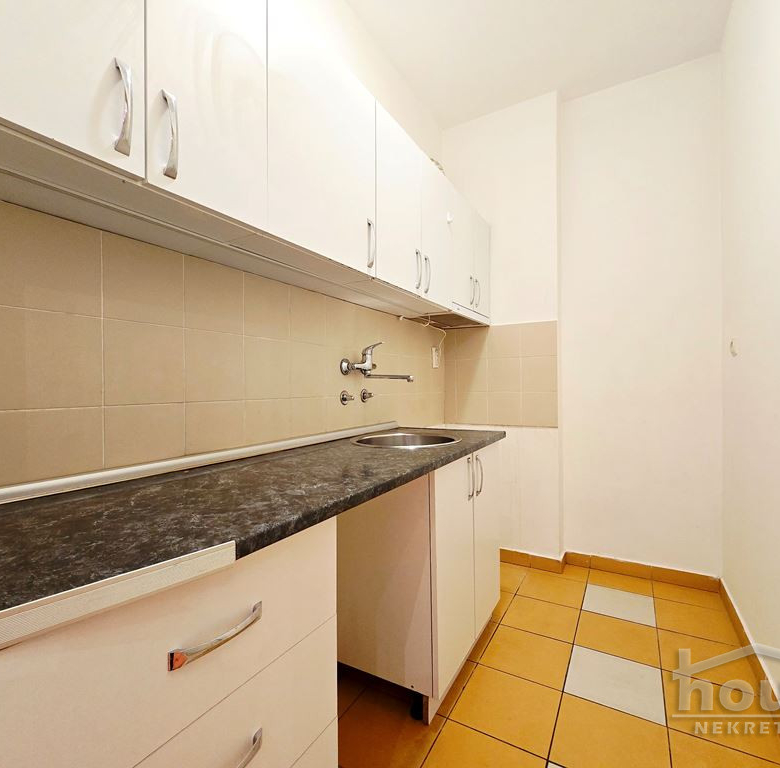 Stan Prodaja Novi Sad  46 m2