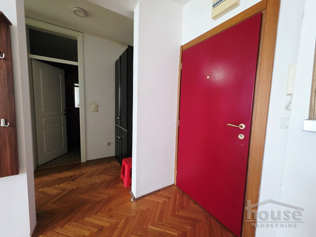 stanovi-2-re-bulevar-1102443-5vuzz Dvosoban stan na prodaju, Bulevar Oslobođenja, Novi Sad, 53m², 185.500 €