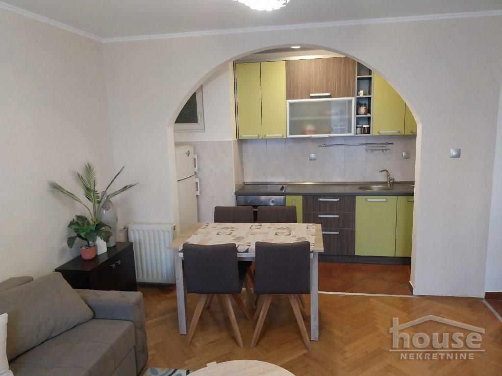 Stan Prodaja Novi Sad  43 m2