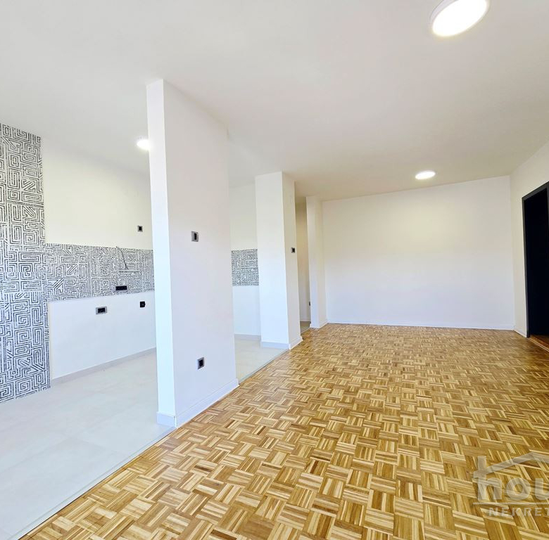 Stan Prodaja Novi Sad  55 m2