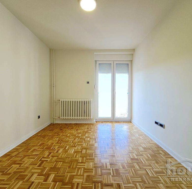 Stan Prodaja Novi Sad  55 m2