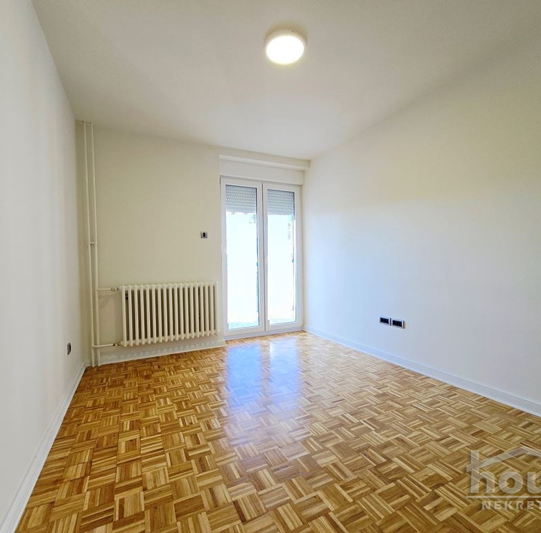 Stan Prodaja Novi Sad  55 m2