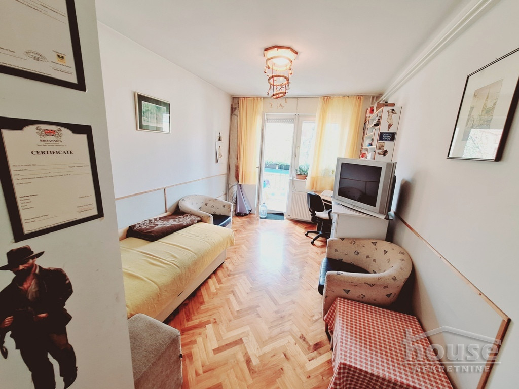 stanovi-2-re-centar-1062553-abpt7 Trosoban stan na prodaju, Centar, Novi Sad, 83m², 2. sprat, 290.000 €