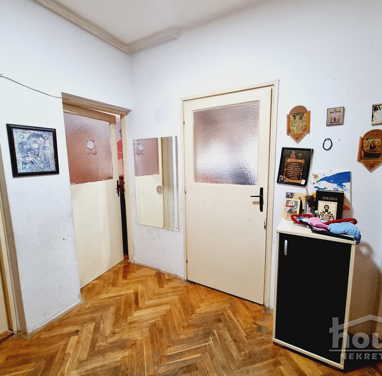 Stan Prodaja Novi Sad  63 m2