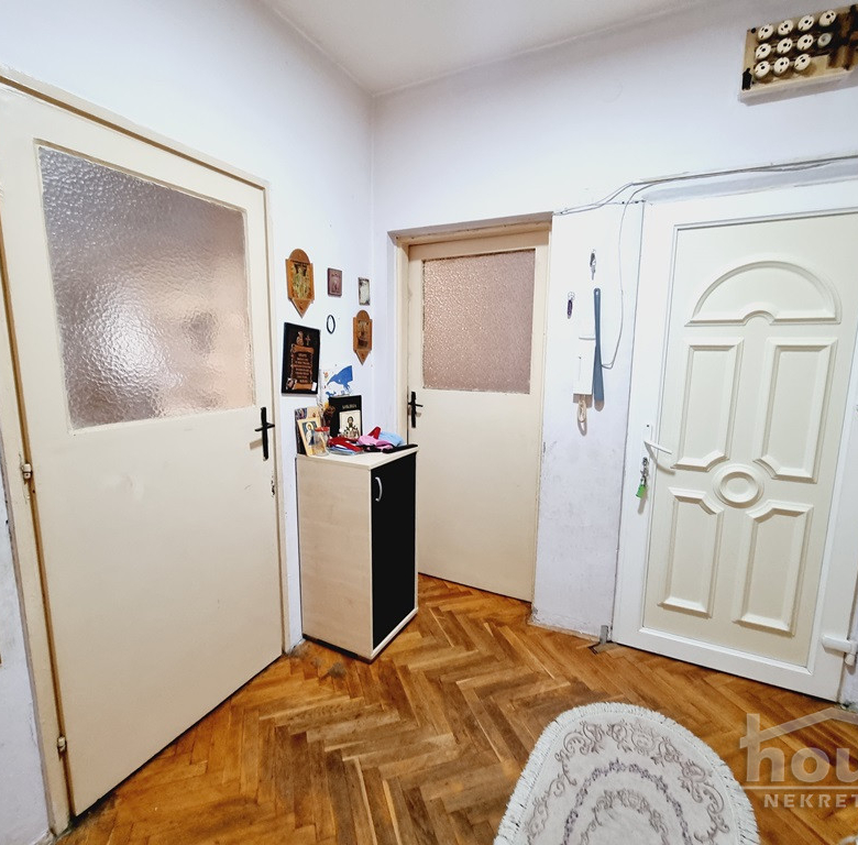 Stan Prodaja Novi Sad  63 m2