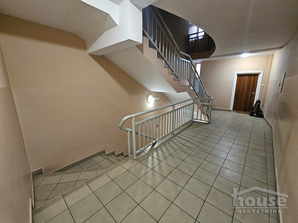 stanovi-2-re-centar-1064611-gr4fi Dvosoban stan na prodaju, Centar, Novi Sad, 64m², 1. sprat, 204.800 €