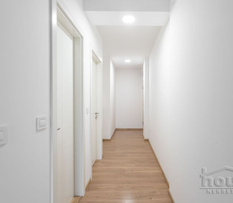 Stan Prodaja Novi Sad  50 m2