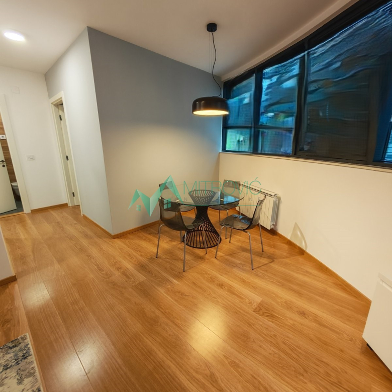 Stan Prodaja Novi Sad  49 m2