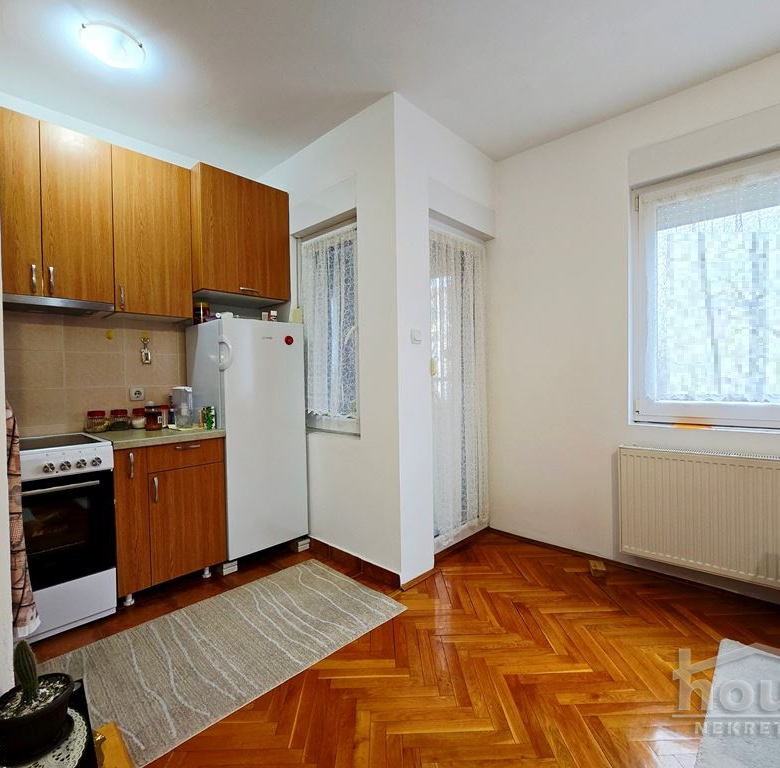 Stan Prodaja Novi Sad  45 m2