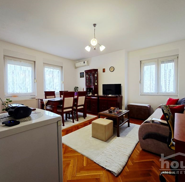 Stan Prodaja Novi Sad  45 m2