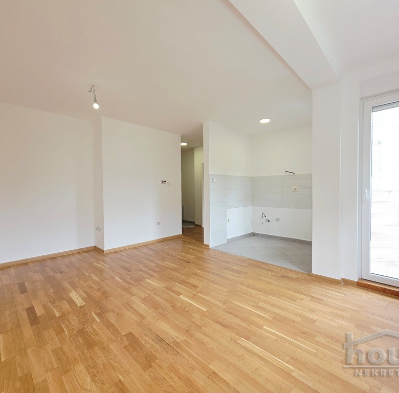 Stan Prodaja Novi Sad  40 m2