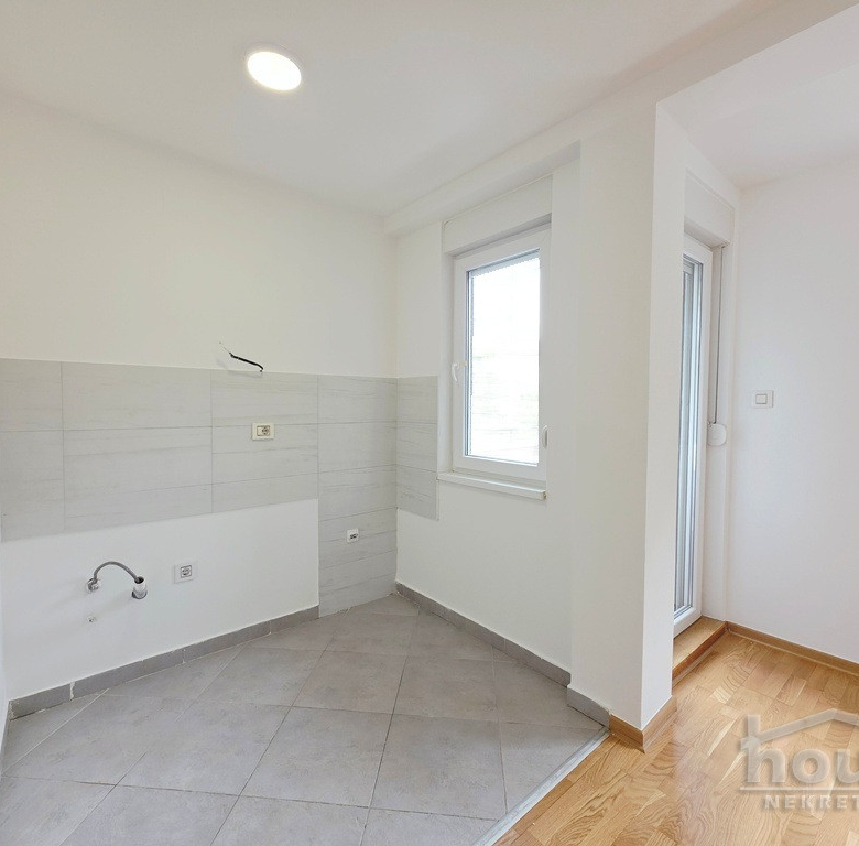 Stan Prodaja Novi Sad  40 m2