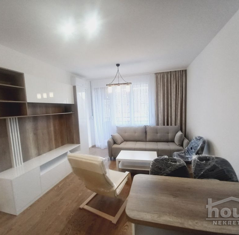 Stan Prodaja Novi Sad  43 m2
