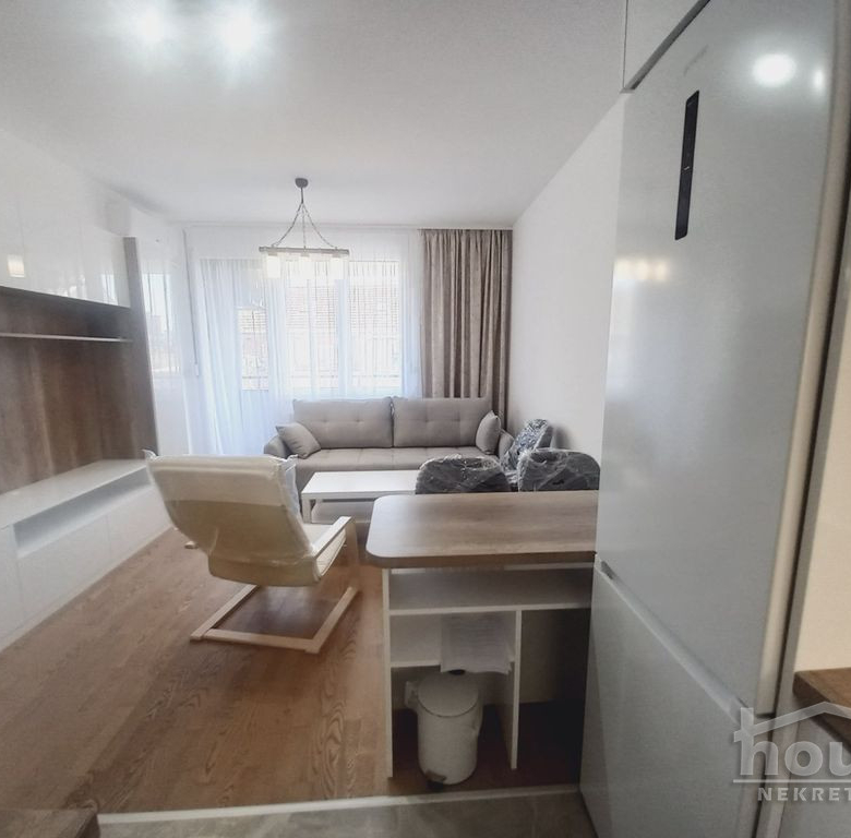 Stan Prodaja Novi Sad  43 m2