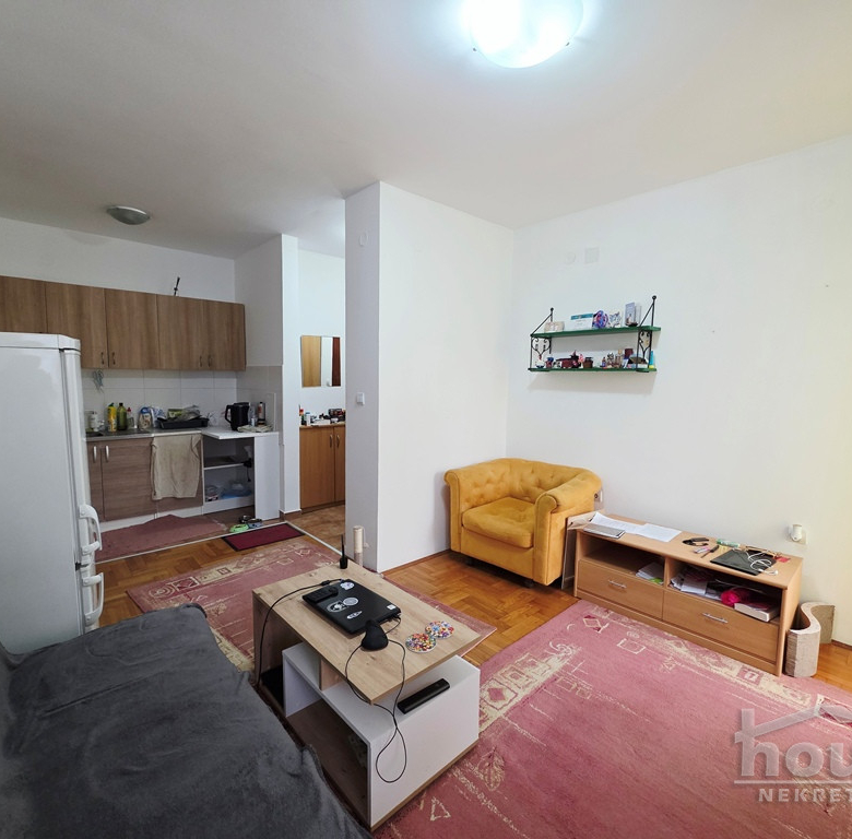 Stan Prodaja Novi Sad  44 m2