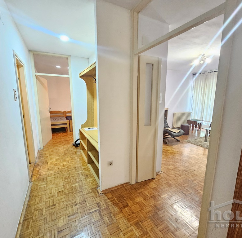 Stan Prodaja Novi Sad  60 m2