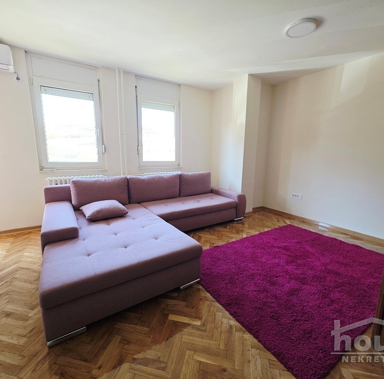 Stan Prodaja Novi Sad  60 m2