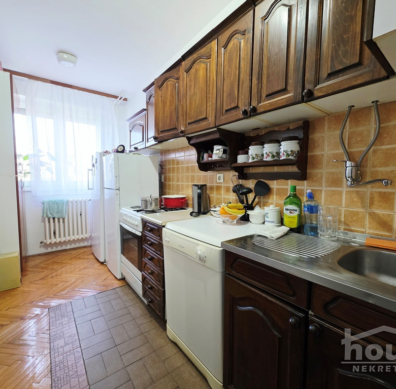 Stan Prodaja Novi Sad  52 m2