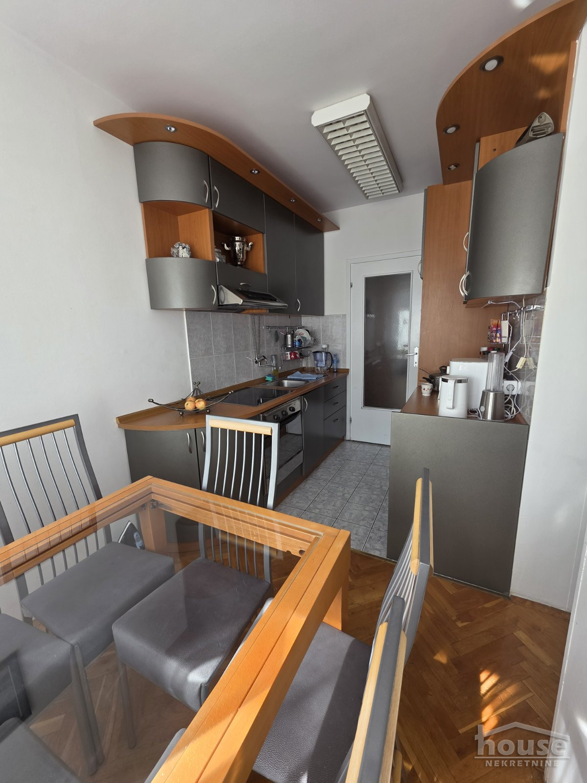 Stan Prodaja Novi Sad  49 m2